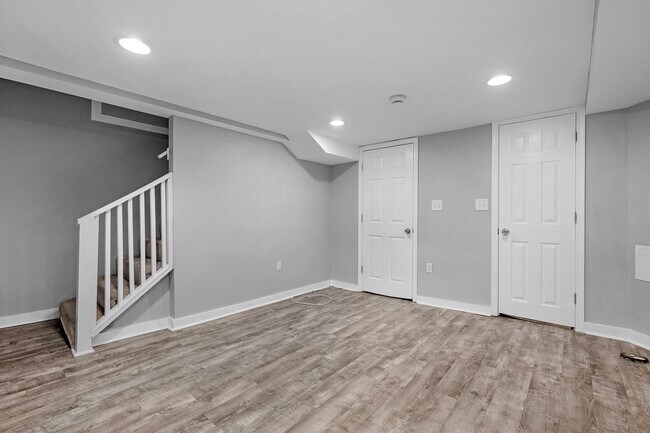 Building Photo - Gwynn Falls Beautiful 3 Bedroom With Finished Basement for RENT