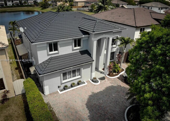 Building Photo - 6455 SW 158th Pass
