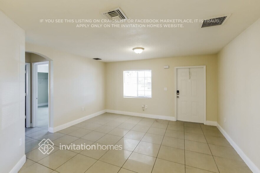 Building Photo - 13403 SW 261st Ln