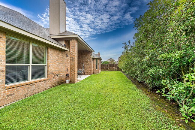 Building Photo - 24211 Olivara Ln