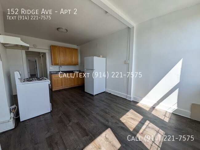 Building Photo - 152 Ridge Ave