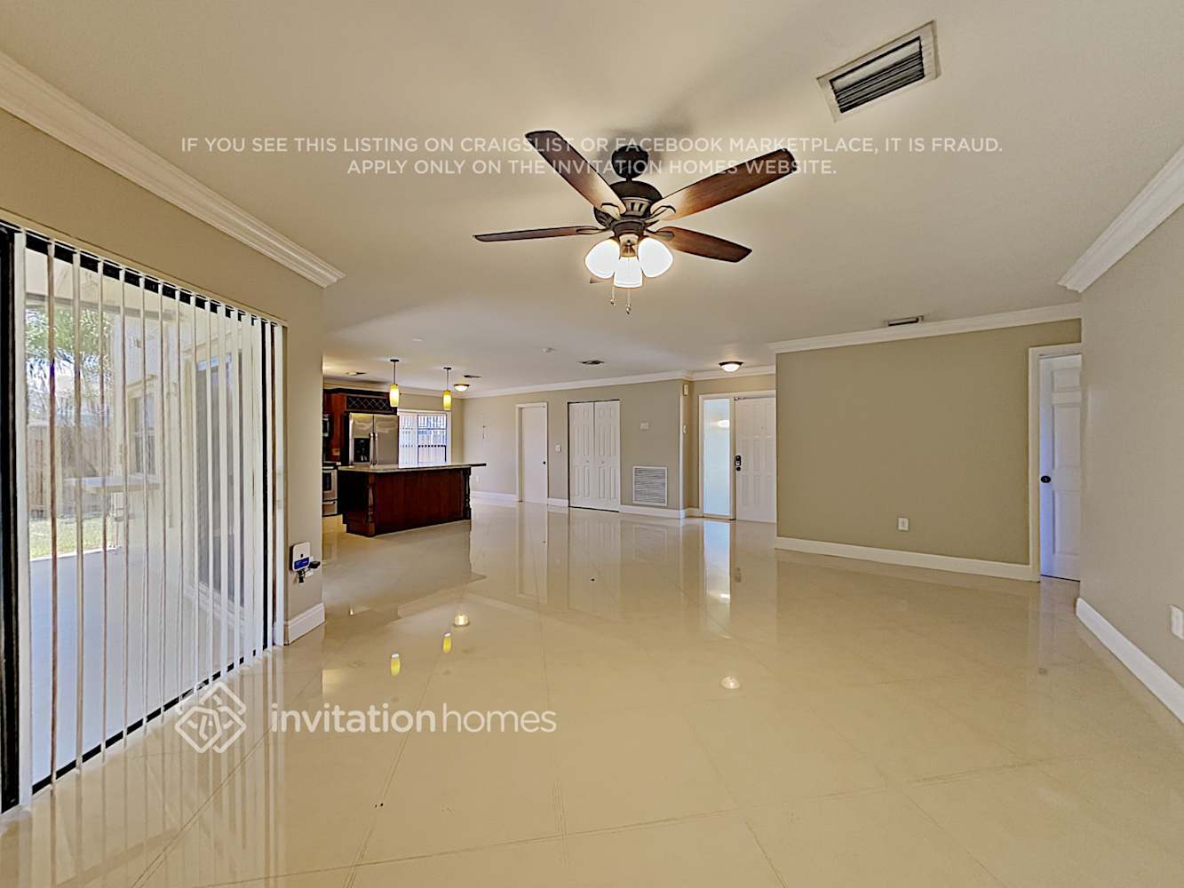 Building Photo - 562 SW 168th Way