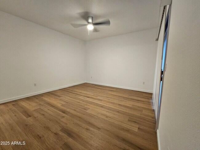 Building Photo - 15050 N Thompson Peak Pkwy