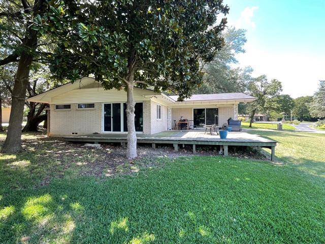 Primary Photo - 1864 Chris Craft Dr