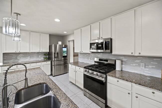 Building Photo - 2110 Artic Loon Dr