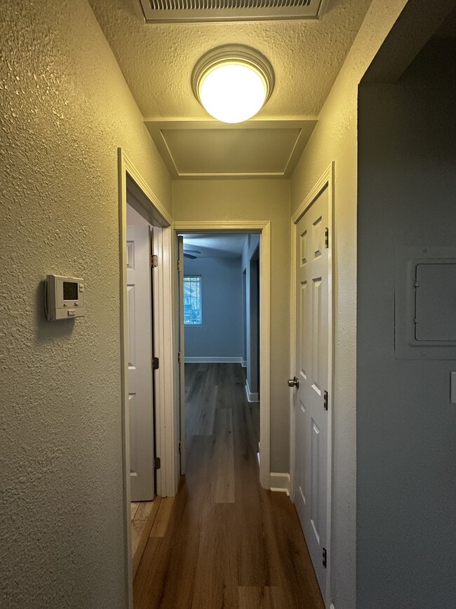 Building Photo - 1111 87th Ave