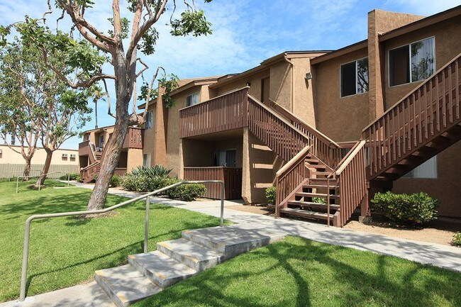 Ocean Breeze Apartments - Ocean Breeze