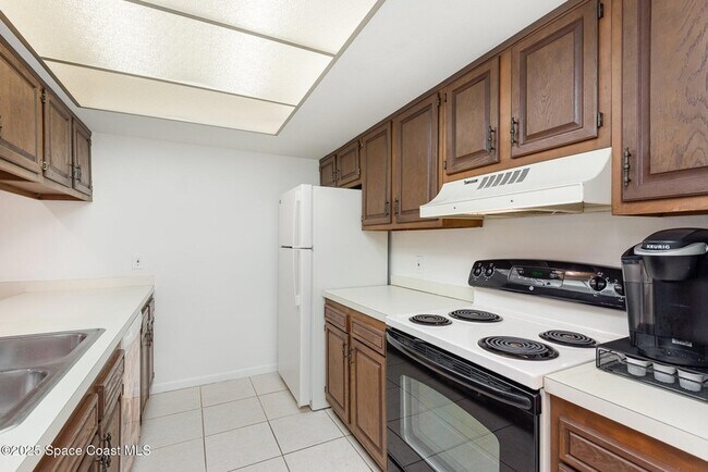 Building Photo - 3020 Finsterwald Dr