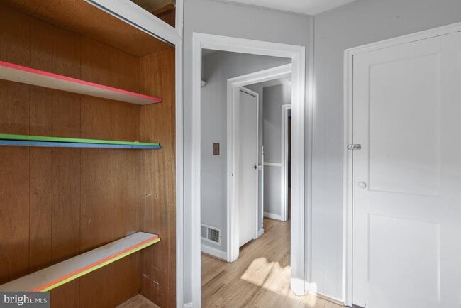 Building Photo - 7731 Eastdale Rd