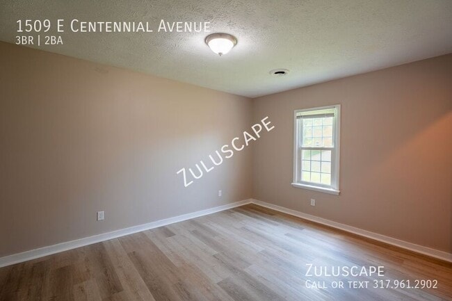 Building Photo - 1509 E Centennial Ave