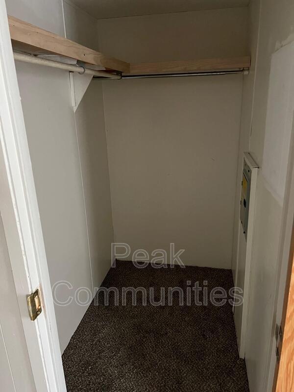 Building Photo - 4148 S Hydraulic St