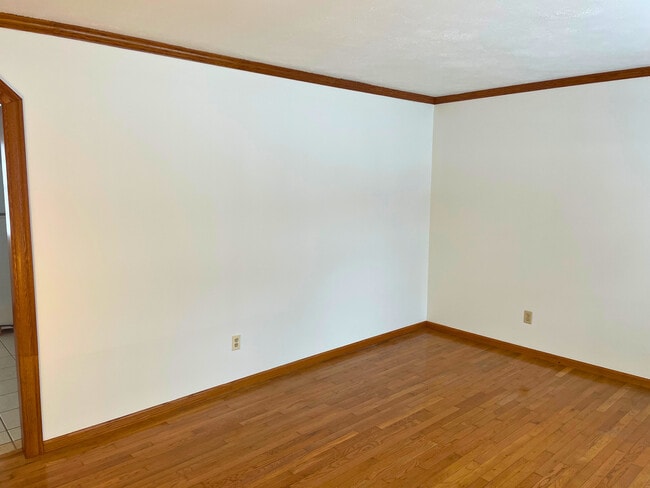 Building Photo - 1525 Carol Lynne Dr