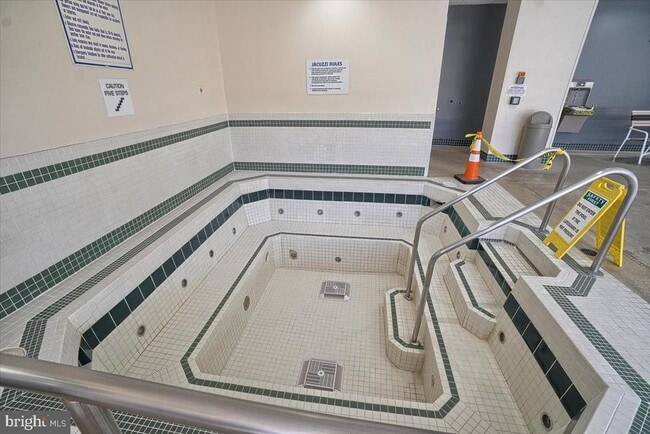 Building Photo - 5225 Pooks Hill Rd