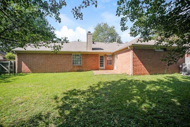 Building Photo - 8057 Sundown Ln