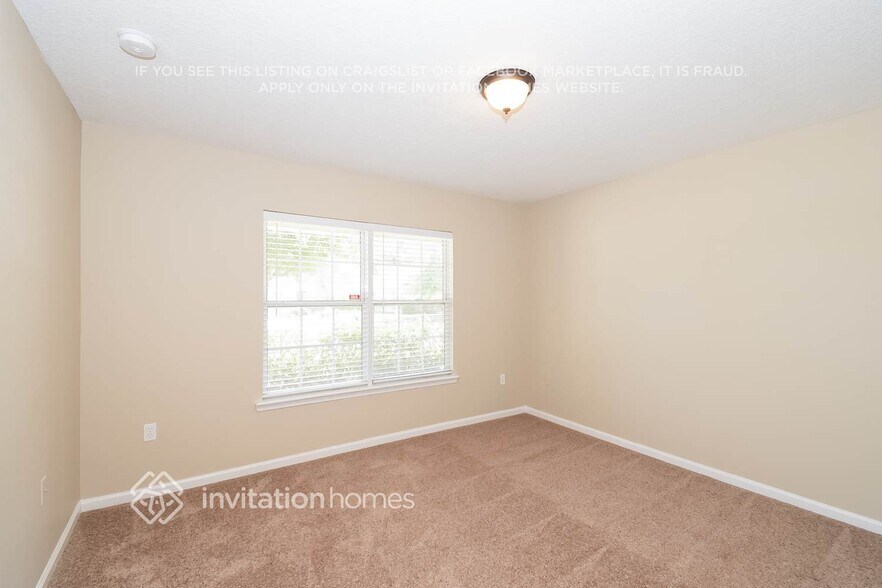 Building Photo - 3762 Timberline Dr
