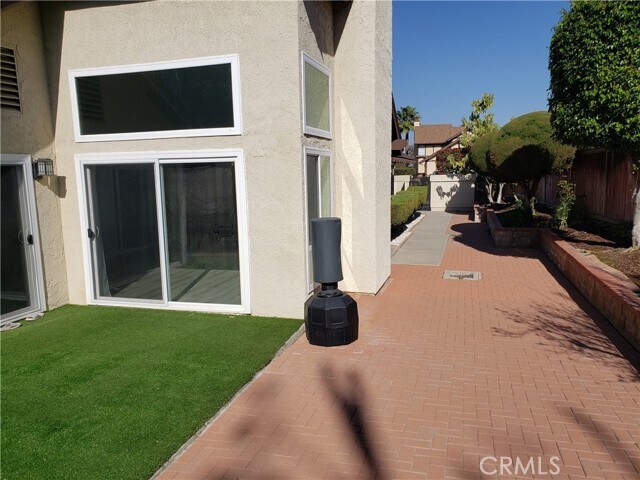 Building Photo - 2015 Clear River Ln