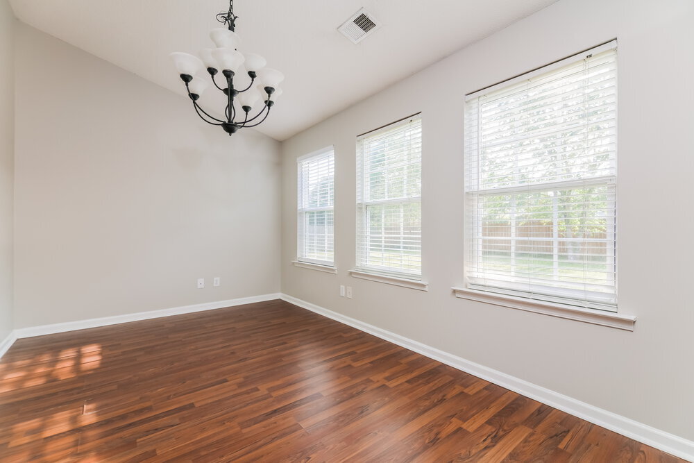 Building Photo - 1909 Maple Sugar Ln
