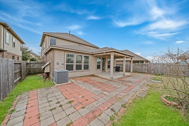 Building Photo - 4118 Lake Cypress Cir