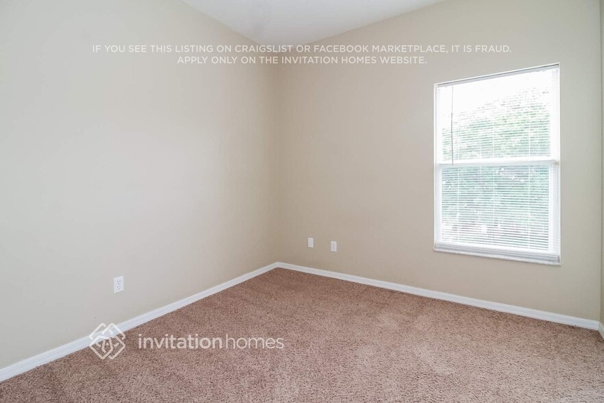 Building Photo - 150 Summit Ash Way