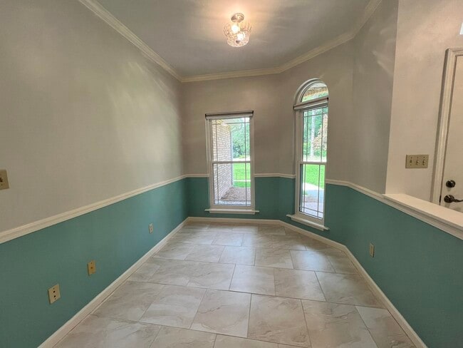 Building Photo - 4208 McLeod Dr