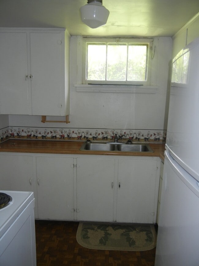 Building Photo - HOD620