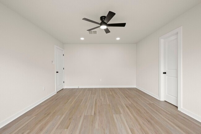 Building Photo - 11534 Willwood Dr
