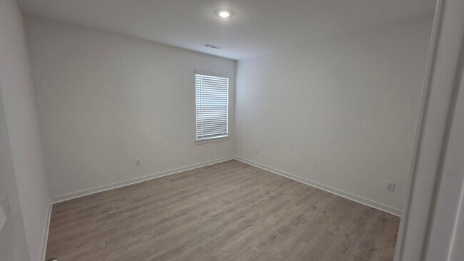 Building Photo - BRAND NEW CONSTRUCTION (4BR/2BA) - Now Leasing for Immediate Move-in