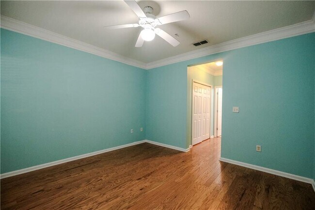 Building Photo - 4007 Westchester Ridge NE