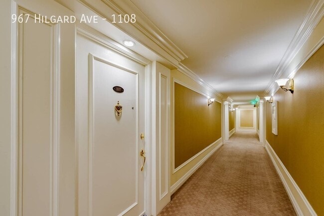 Building Photo - 967 Hilgard Ave