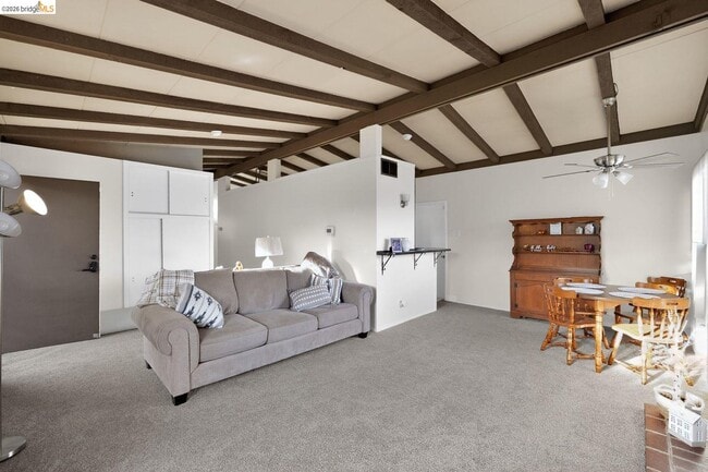 Building Photo - 16 Bryan Ave