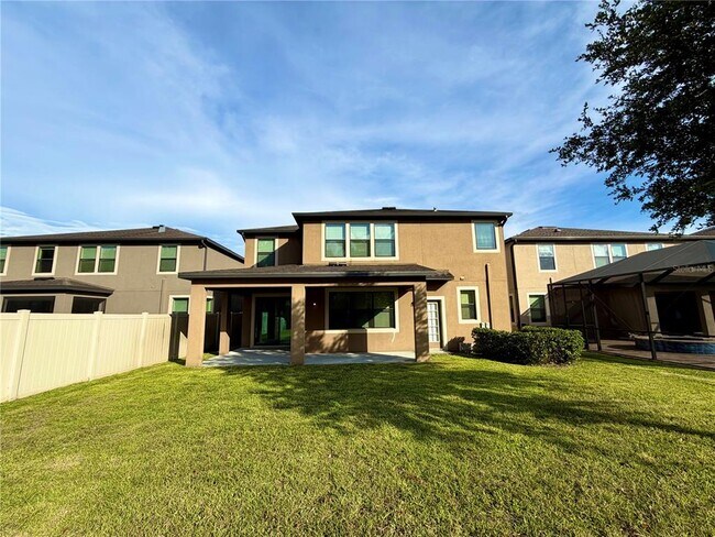Building Photo - 19522 Whispering Brook Dr