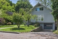 Building Photo - 40 S Ferris St