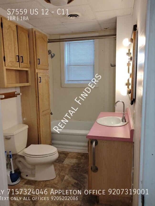 Building Photo - S7559 US-12