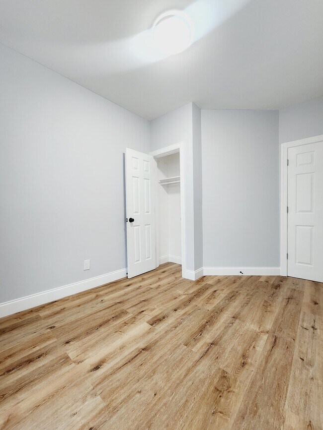 Unit 2 - 42 Stevens Ave