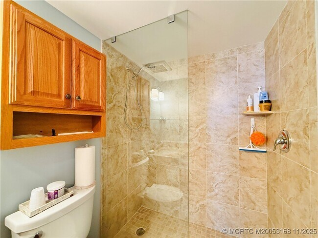 Building Photo - 10680 S Ocean Dr