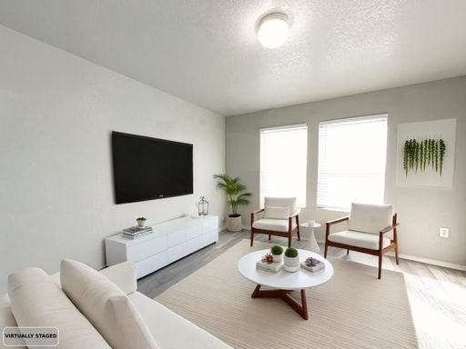 Building Photo - Stylish San Antonio Rental with Solar Pane...