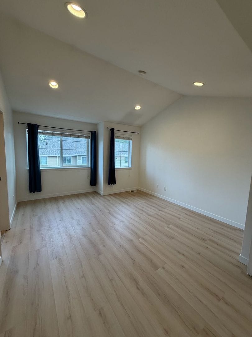 Building Photo - 15 164th St SW