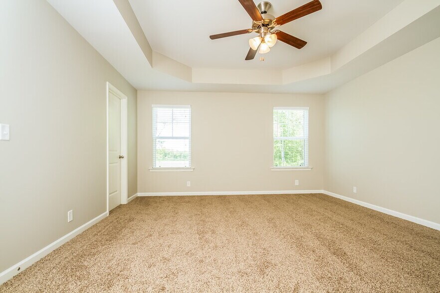 Building Photo - 2627 Salem Glen Xing