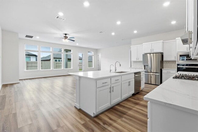 Building Photo - 150 Samuel Blair Pass