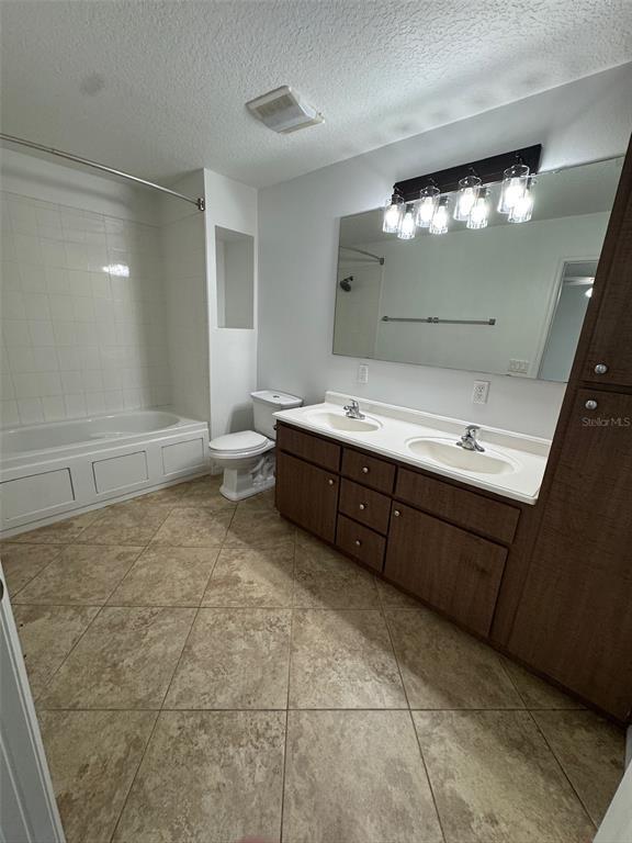 Building Photo - 2963 Walnut Ct