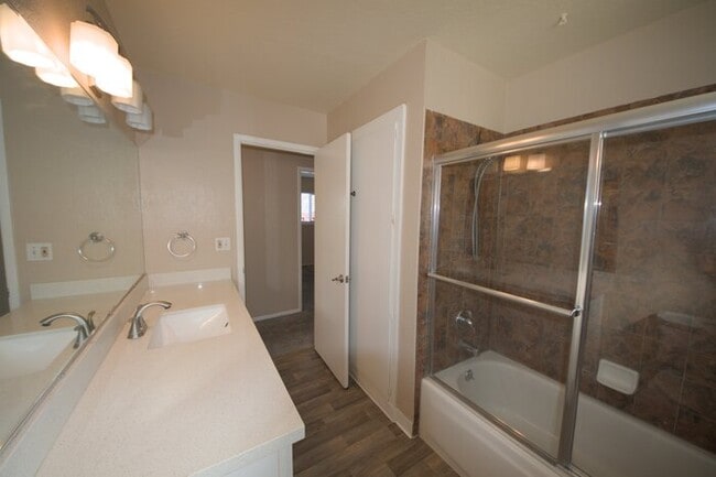 Building Photo - Pittsburg 3 bed/2 bath single family house for rent