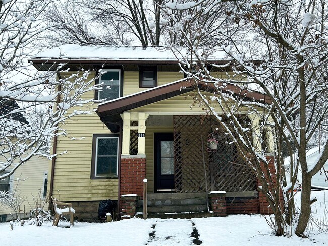 Primary Photo - Two Bedroom Home Coming Soon in Grove City