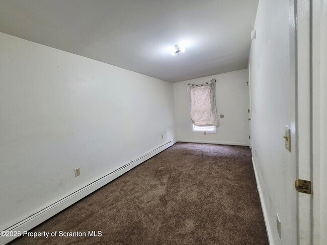 Building Photo - 117 Wyoming Ave