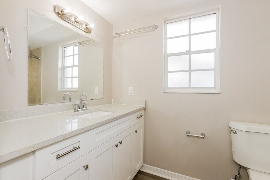 Building Photo - 4538 Swallowtail Dr