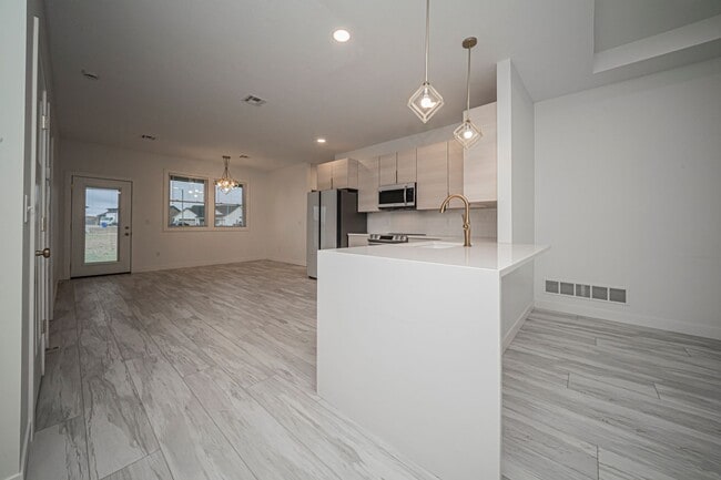 Building Photo - Please View 3D Virtual Walk-Through Before Scheduling a Showing