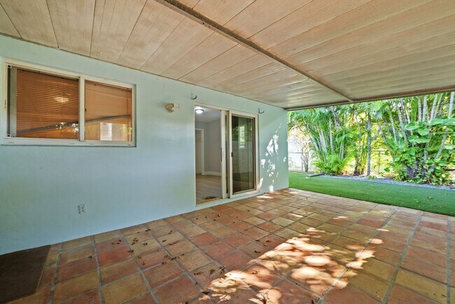 Building Photo - Charming 3-Bed, 2-Bath Home in Prime Fort Lauderdale!