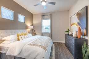 Building Photo - 1100 Streamfield Dr