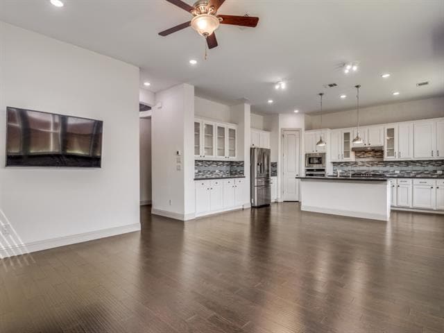 Building Photo - 2128 Ella Ln