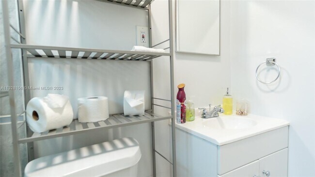 Building Photo - 1461 NW 10th St