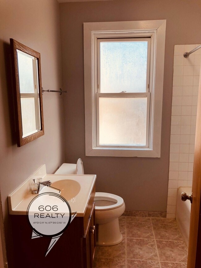 Building Photo - 5218 W Crystal St